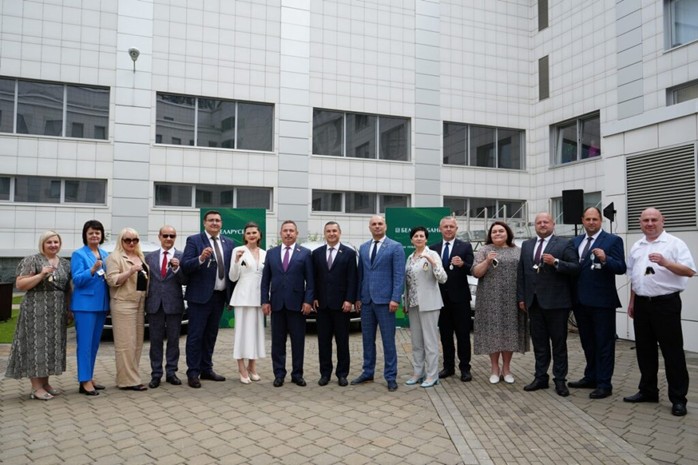 Скорая помощь — ближе: автопарк Кореличской ЦРБ пополнился новым автомобилем